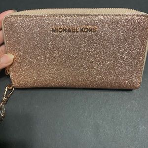 Michael Kors Glitter Wristlet